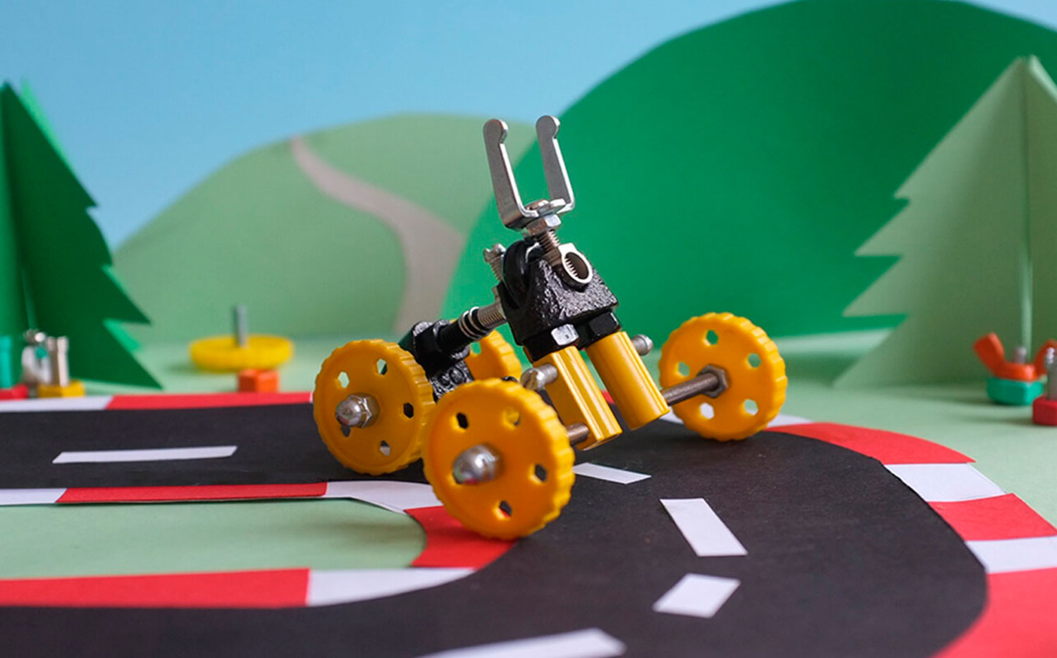 THE OFF BITS Vehicle Kit - Yellow Car - BlazeBit (Restposten)